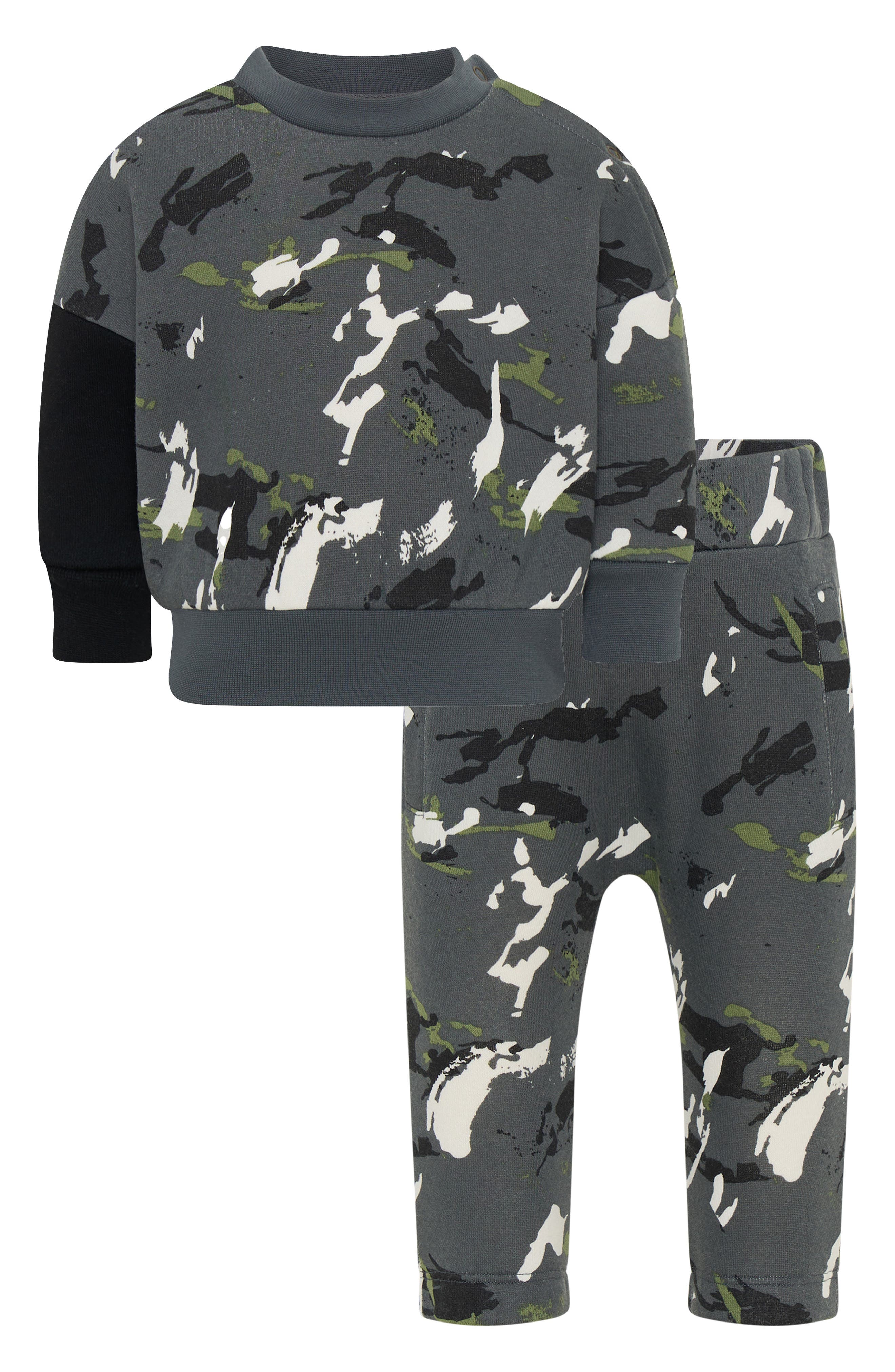 TINY by TINY TRIBE Camouflage Pullover & Sweatpants Set