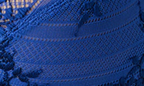 Wacoal Embrace Lace Bra In Beaucoup Blue/bellwether Blue