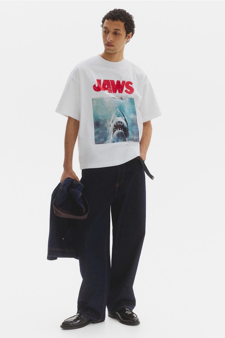 Oversized Fit T-shirt, Alternate, color, White/Jaws