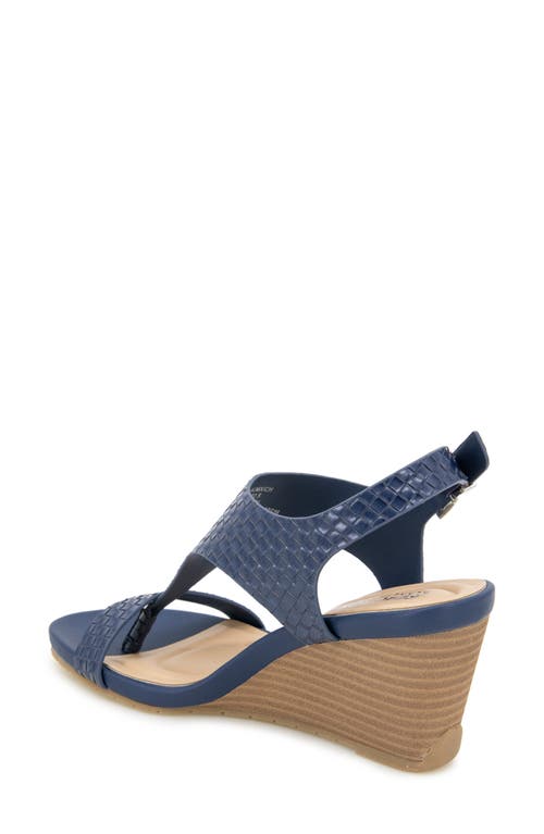 Reaction Kenneth Cole Greatly Platform Wedge Sandal In Navy Woven