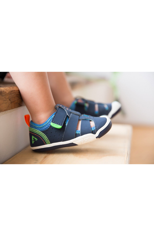 Plae Sam 2.0 Fisherman Sandals In Blue
