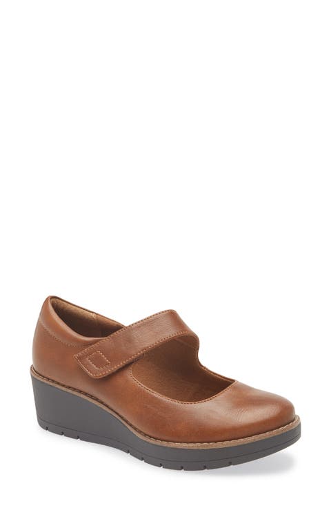 Franlee Mary Jane Flat (Women)