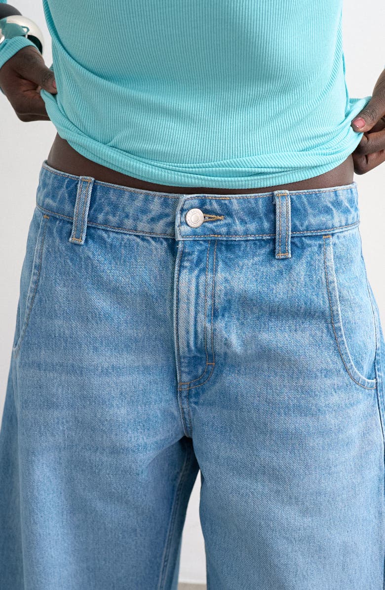 Topshop Barrel Leg Denim Bermuda Shorts, Alternate, color, Blue