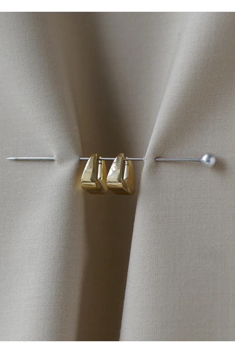 14kt Gold Delta Hoops, Alternate, color, Yellow Toned Gold