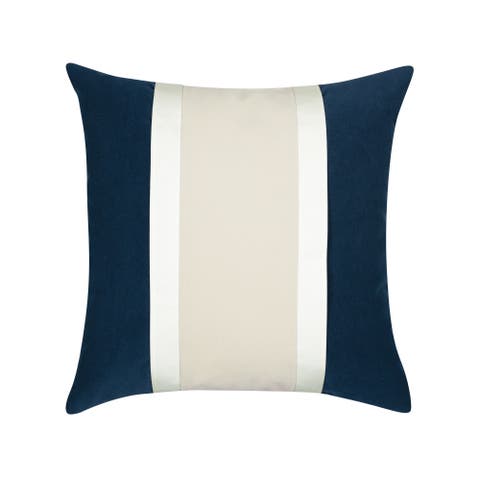 Tradition Midnight Indoor & Outdoor Woven Accent Holiday Pillow