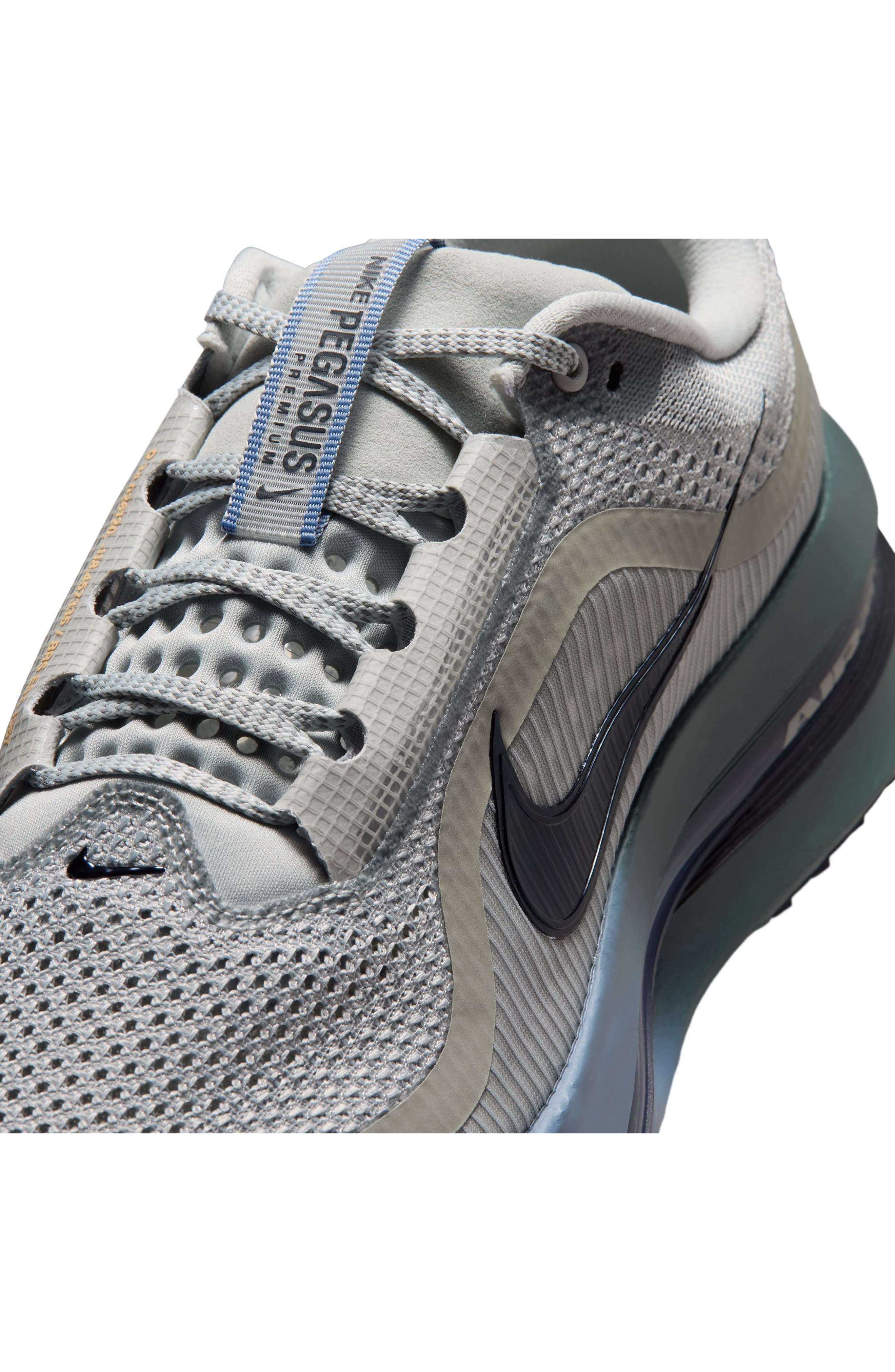 Обувь Nike Air Zoom Pegasus Premium Running Shoe — фото 7
