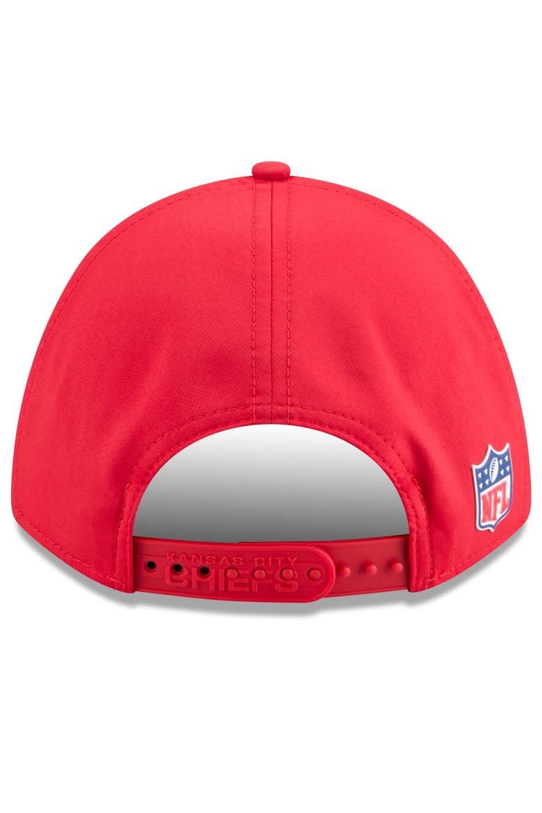 Men's New Era Red Kansas City Chiefs 2025 Sideline  M-Crown 9FORTY Adjustable Hat, Alternate, color, Red