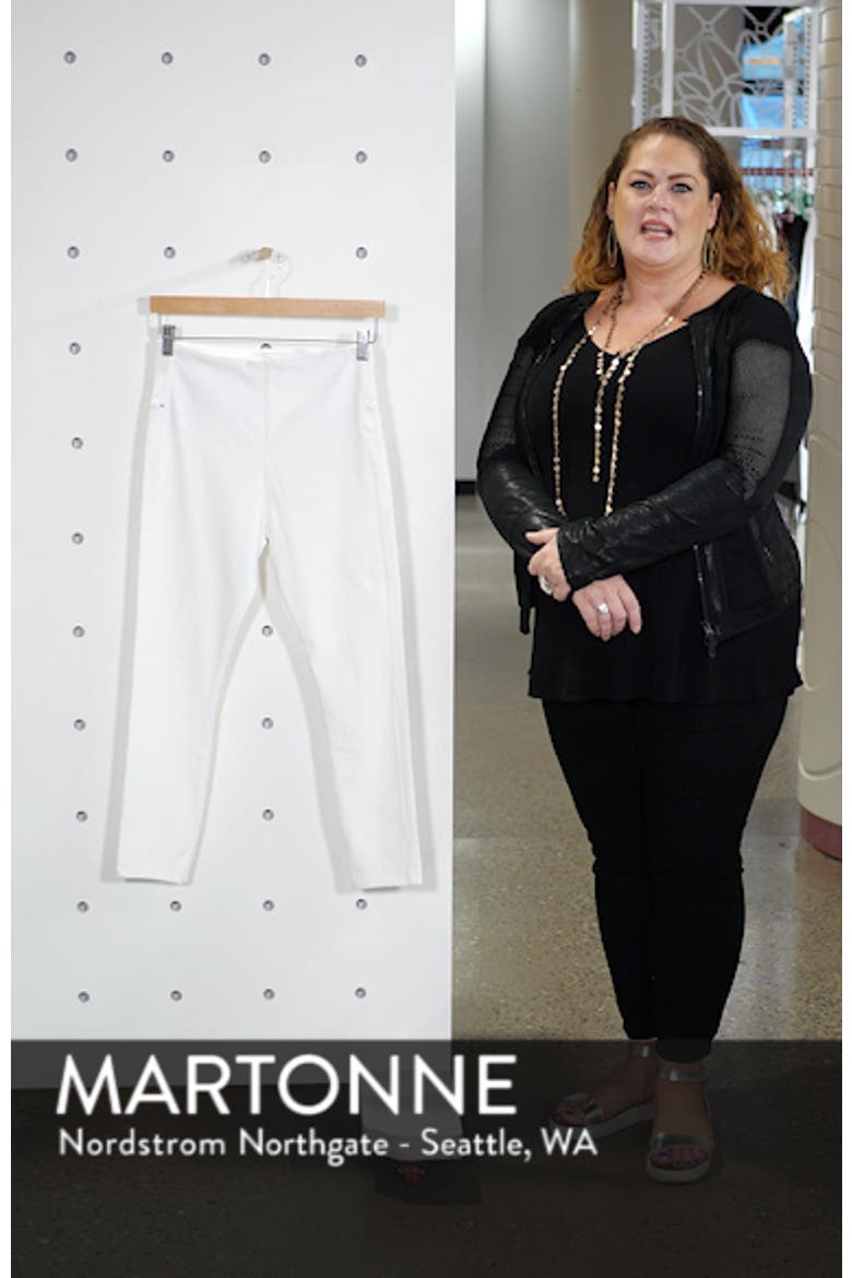 Lyssé Toothpick High Rise Crop Denim Leggings video