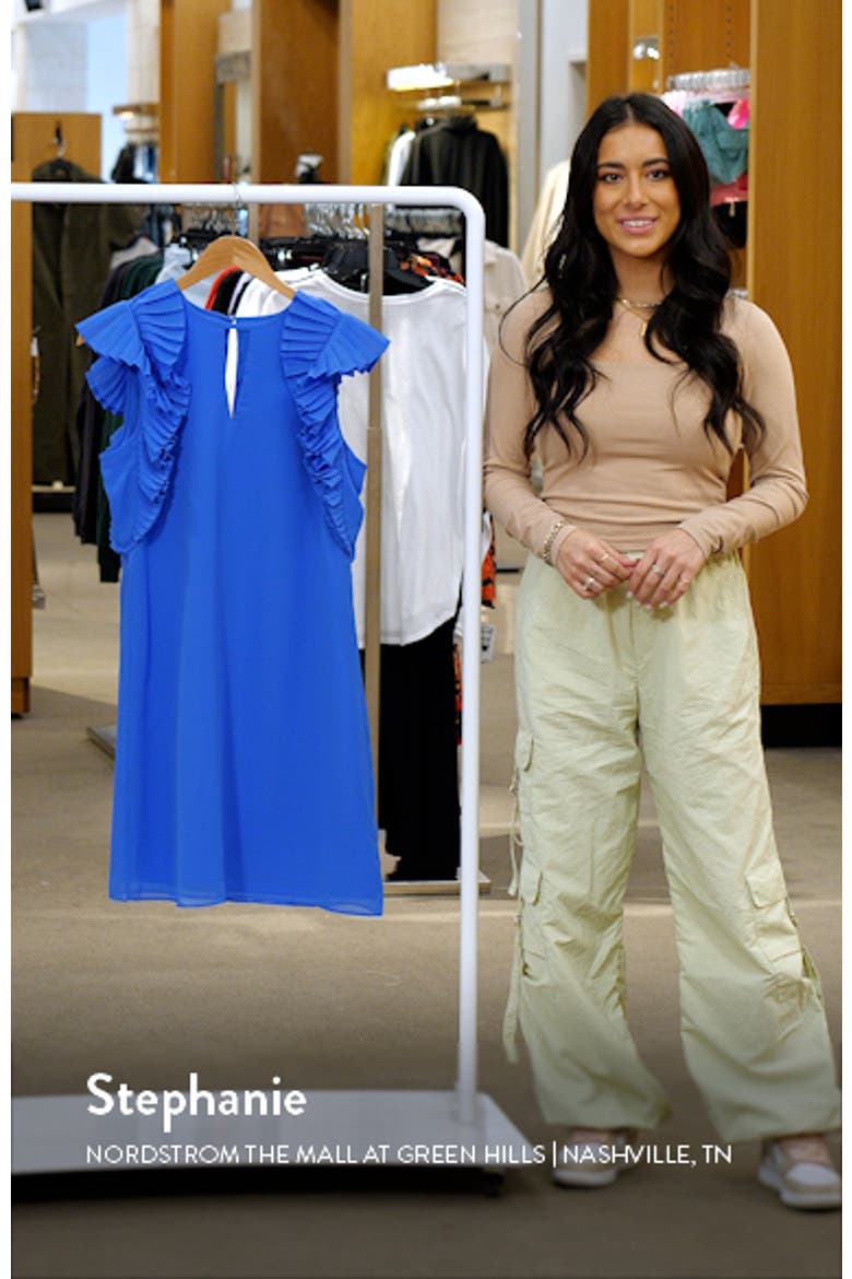 Pleated Sleeve Chiffon Float Dress video