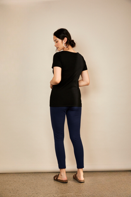 The Bshirt Nursing V Neck T-shirt