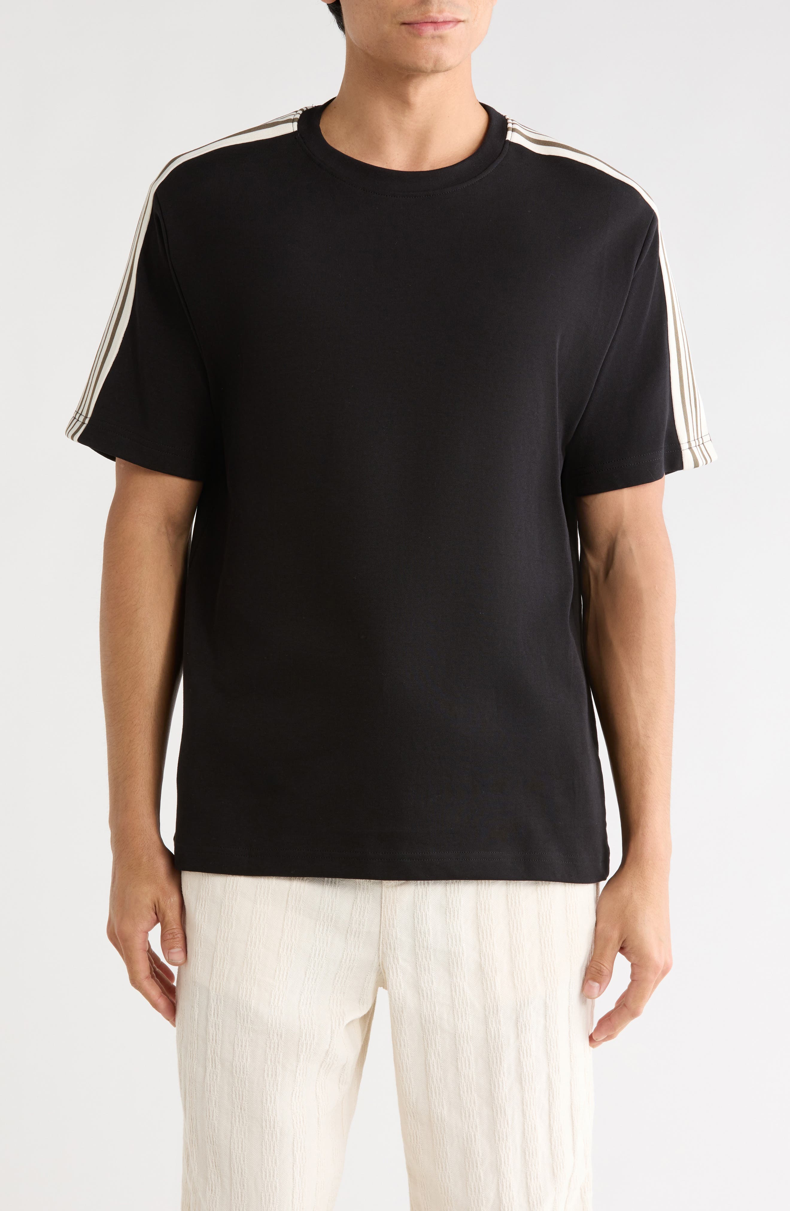 DENIM AND FLOWER Shoulder Stripe T-Shirt