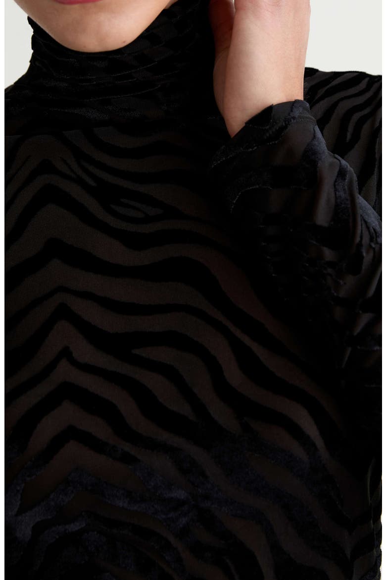 Chels Turtleneck Top, Alternate, color, WILD LINES