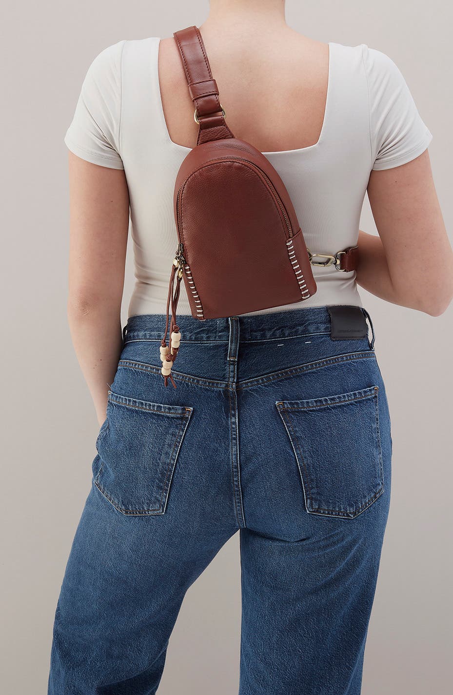 HOBO Fern Leather Sling Bag, Alternate, color, Cocoa Bean