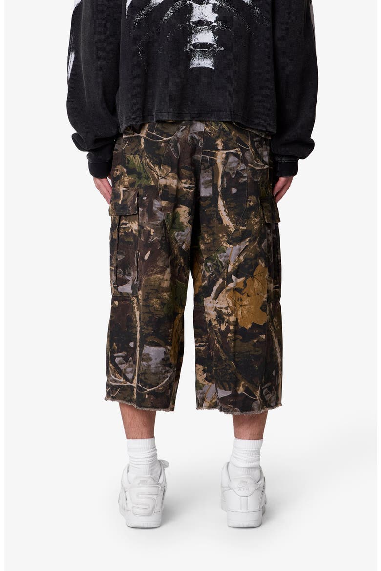 Extralong Cargo Shorts, Alternate, color, FOREST CAMO