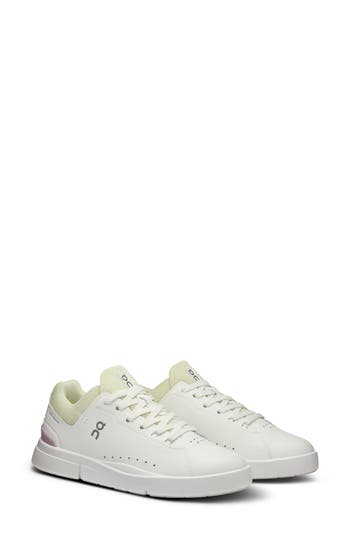 On The Roger Advantage Tennis Sneaker In Multi