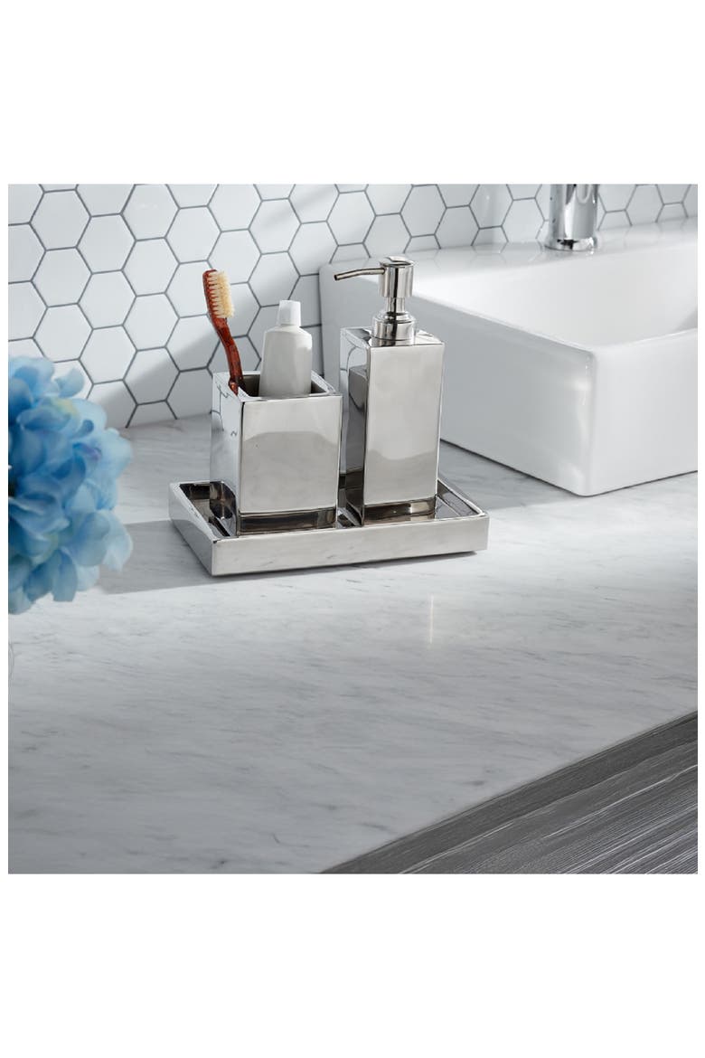 Modern Shiny 3-Piece Bathroom Set, Alternate, color, SILVER