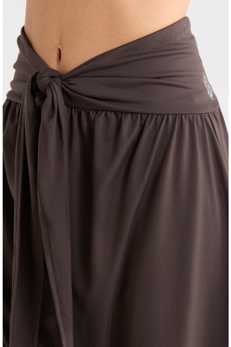 Retreat Yoga Pants, Alternate, color, CHOCOLATE