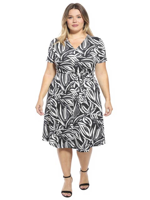 Curvy Essential Abstract V-Neck Short Sleeve A-Line Midi Dress