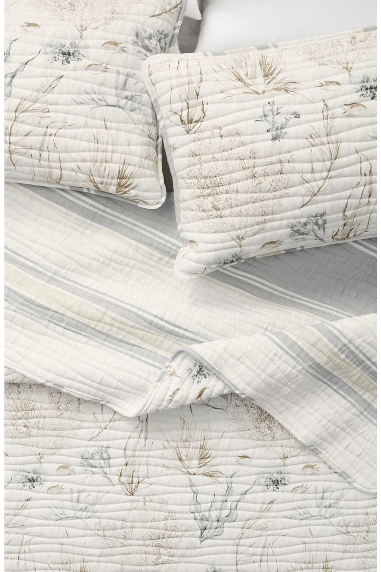 3-Piece Coastal Quilt Set, Alternate, color, SEA MAZE