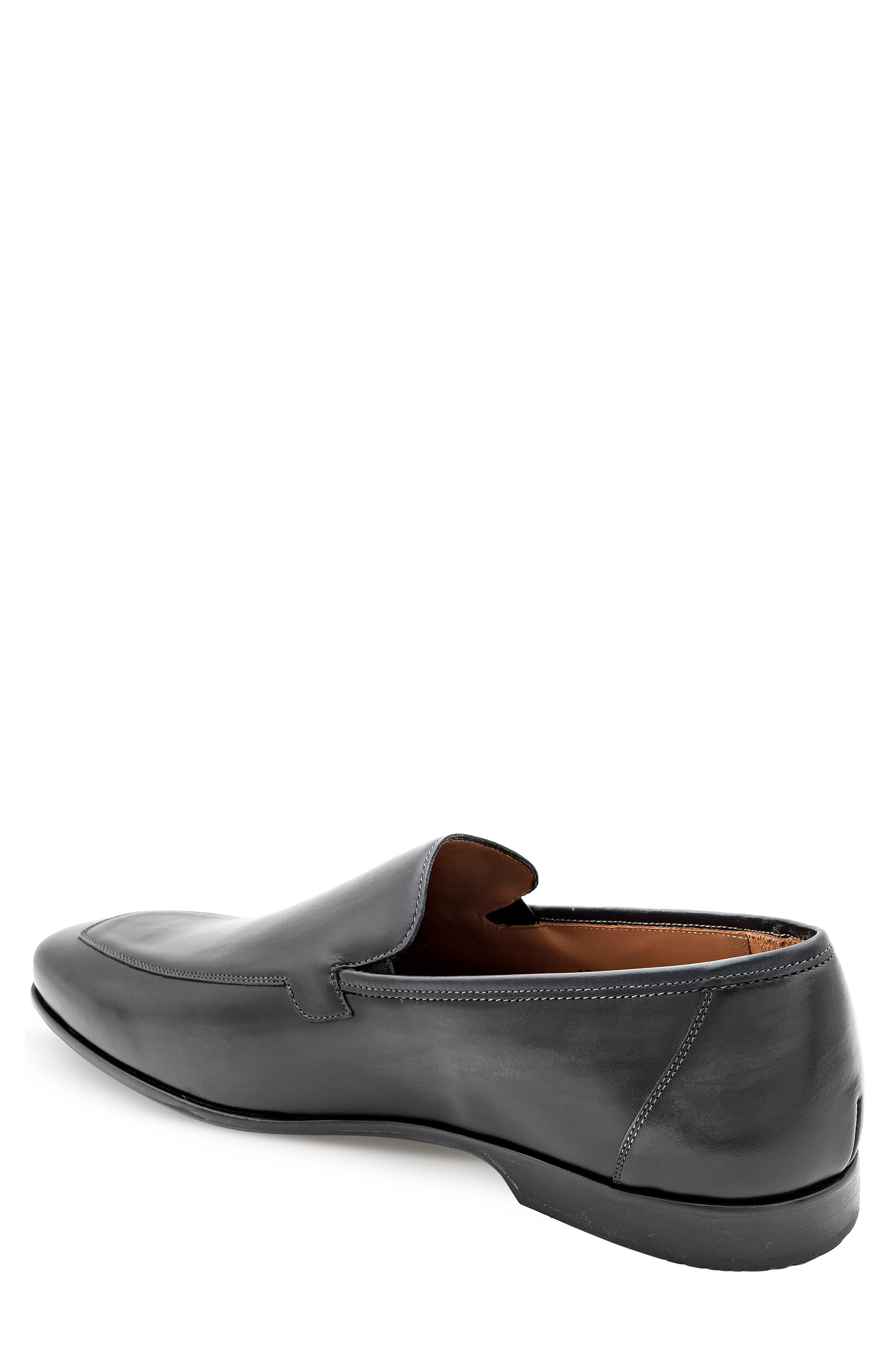 Mezlan Apron Toe Leather Loafer, Alternate, color, Black