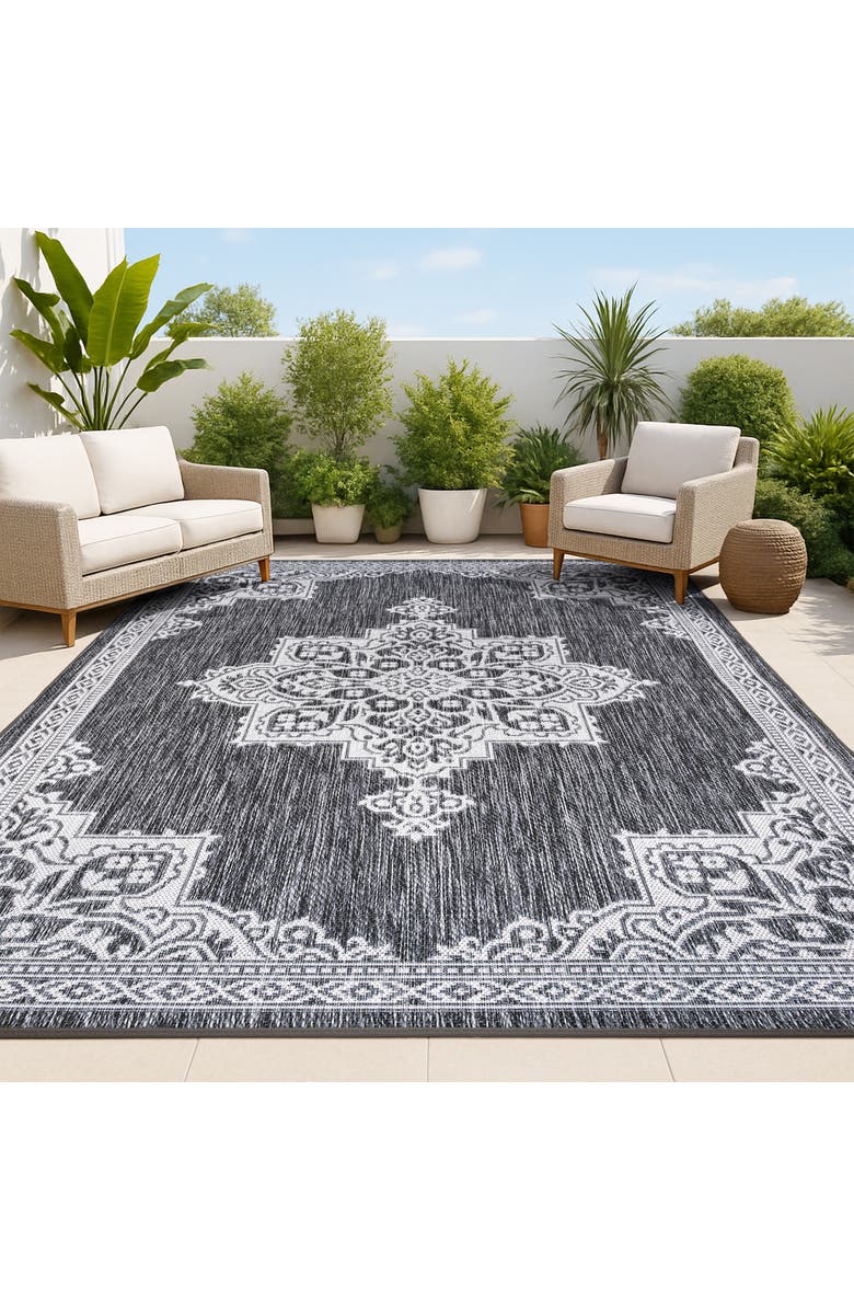 JONATHAN Y Arden Vintage Casual Medallion Indoor/Outdoor Area Rug, Alternate, color, Dark Gray/Cream