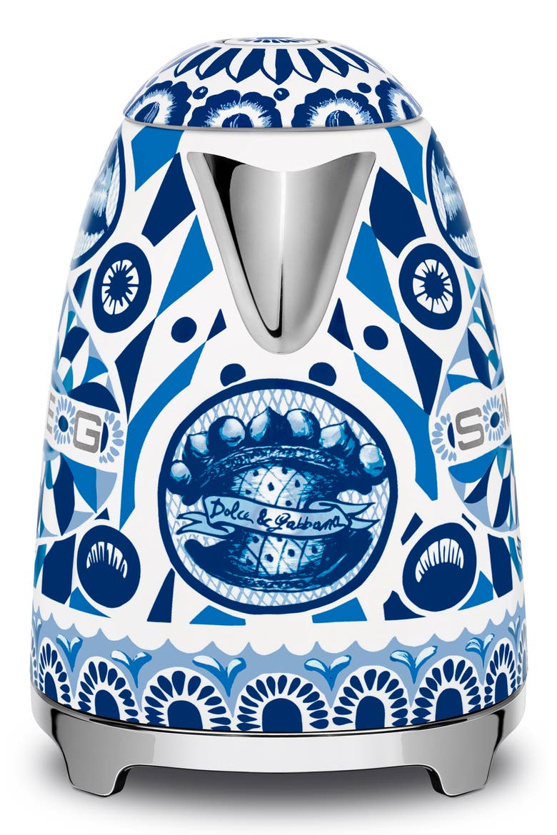 x Dolce & Gabbana Blu Mediterraneo '50s Style 7-Cup Electric Kettle, Alternate, color, BLU MEDITERRANEO
