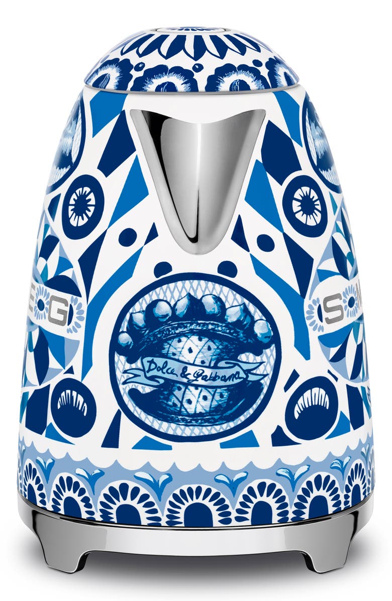 smeg x Dolce & Gabbana Blu Mediterraneo '50s Style 7-Cup Electric Kettle, Alternate, color,