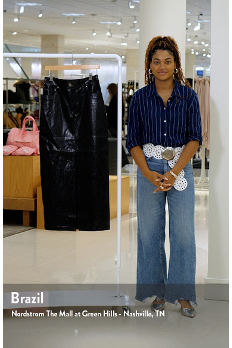 Croc Embossed Faux Leather Column Skirt video