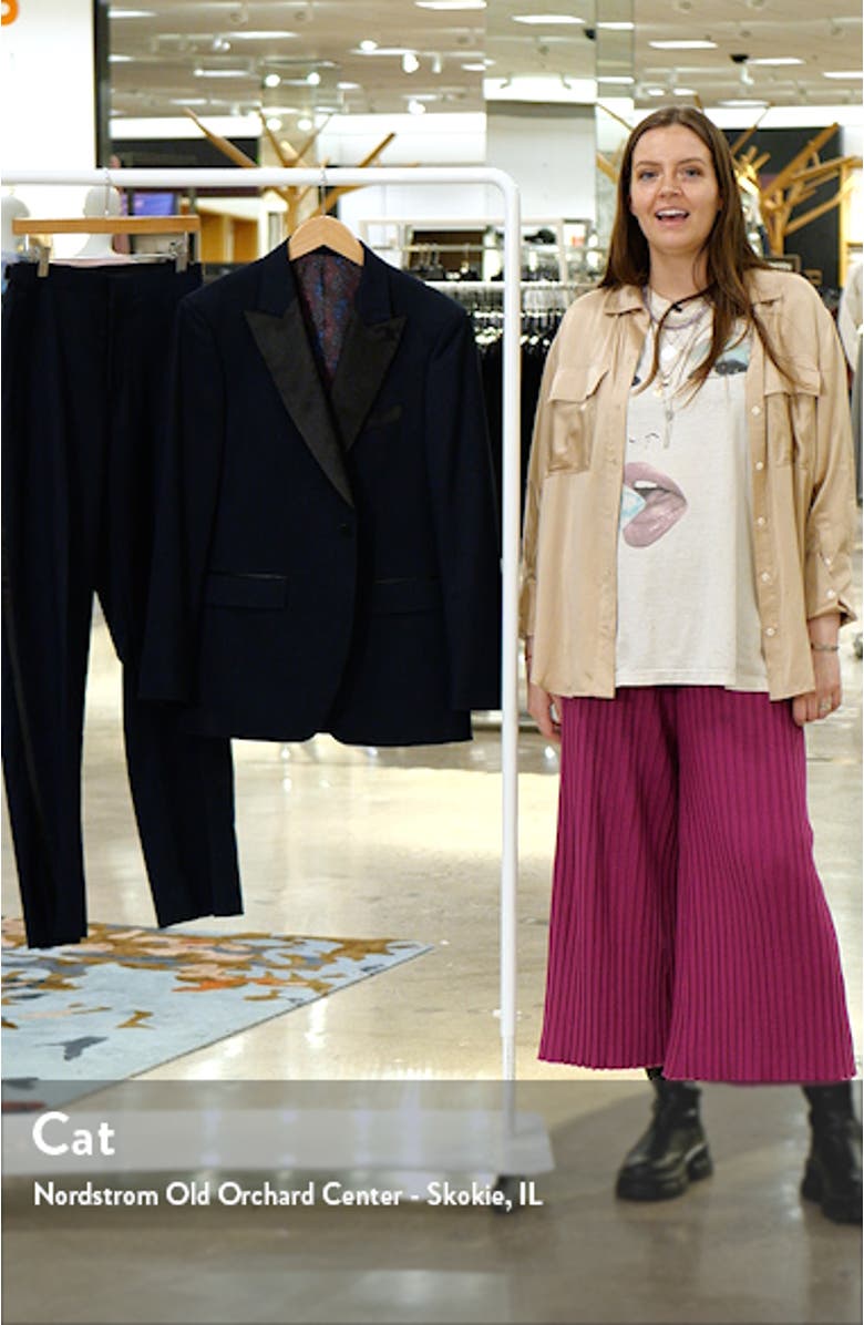 Sullivan Stretch Performance Tuxedo, sales video thumbnail