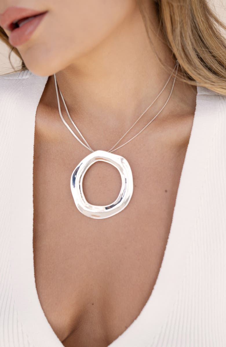 Ettika Open Circle Statement Necklace, Alternate, color, Silver