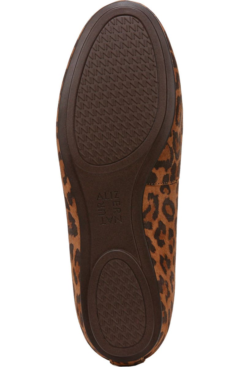 Naturalizer Maxwell Skimmer Flat, Alternate, color, Desert Tan