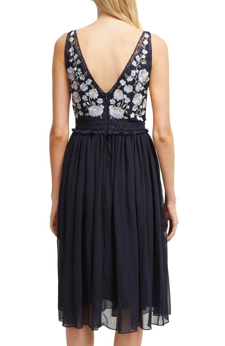 French Connection Abriana Embroidered Lace & Chiffon Cocktail Dress |  Nordstrom