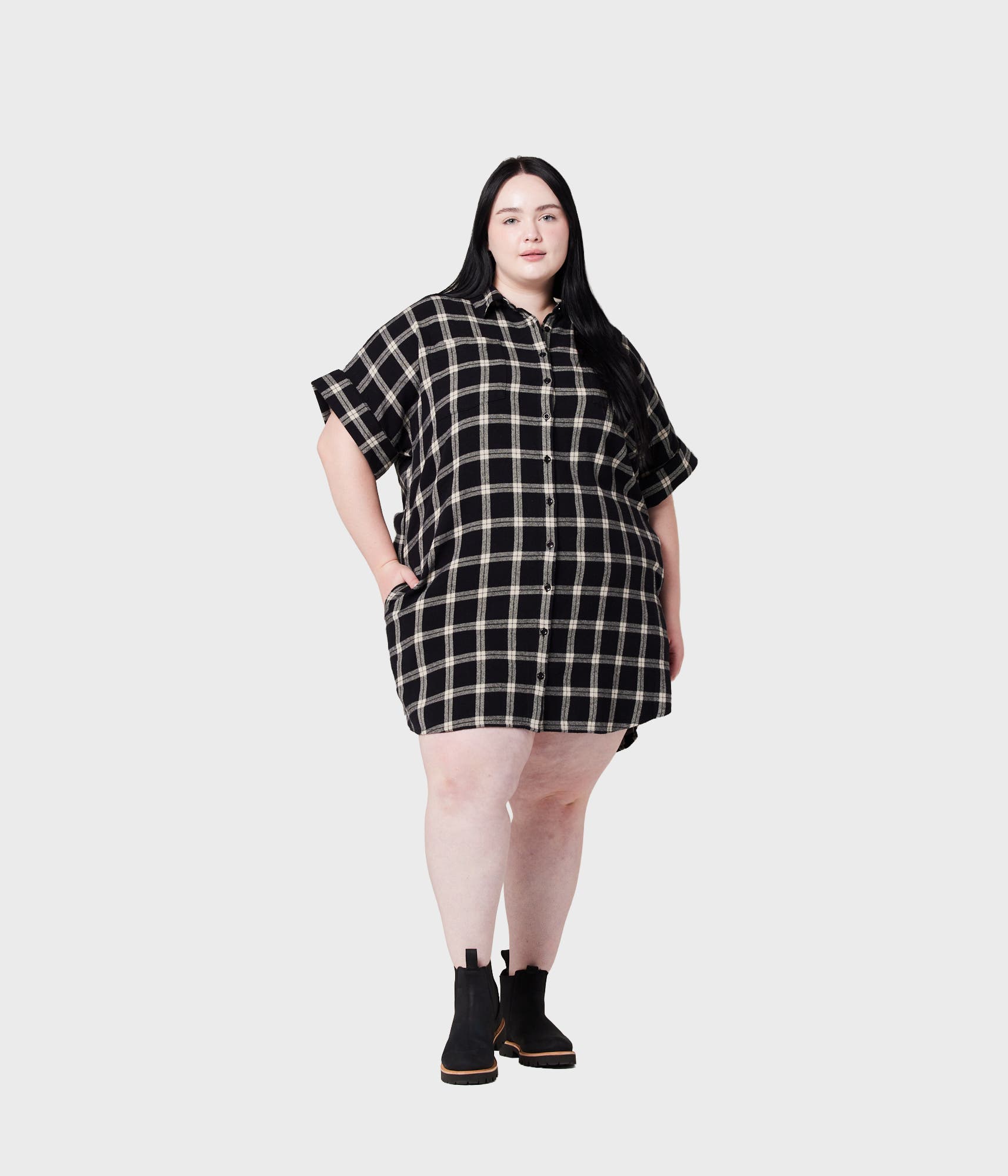 Black/Taupe Plaid