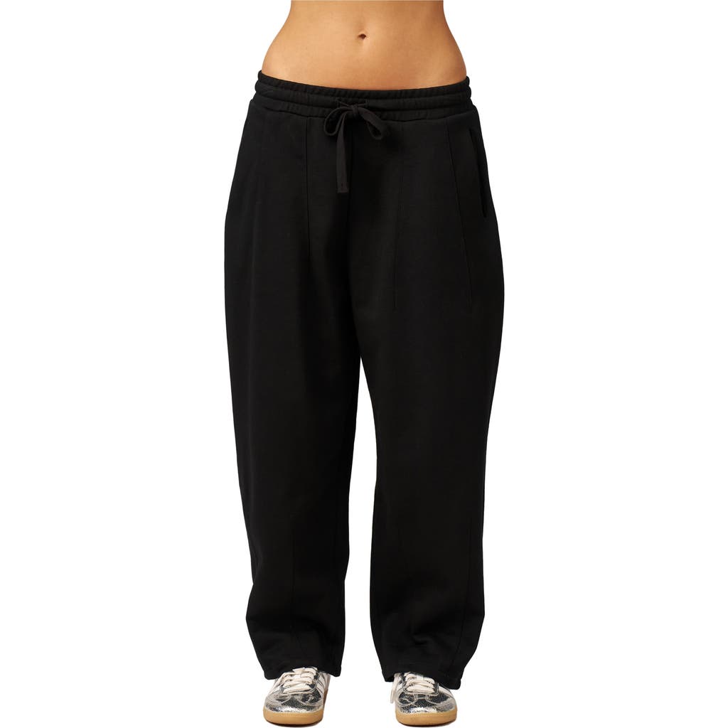 Gottex Beach Life Cozy Coast Airport Princess Seam Sweatpants In Black