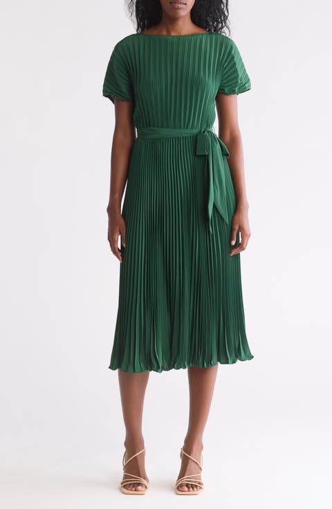 Short Sleeve Pleated Midi Dress
