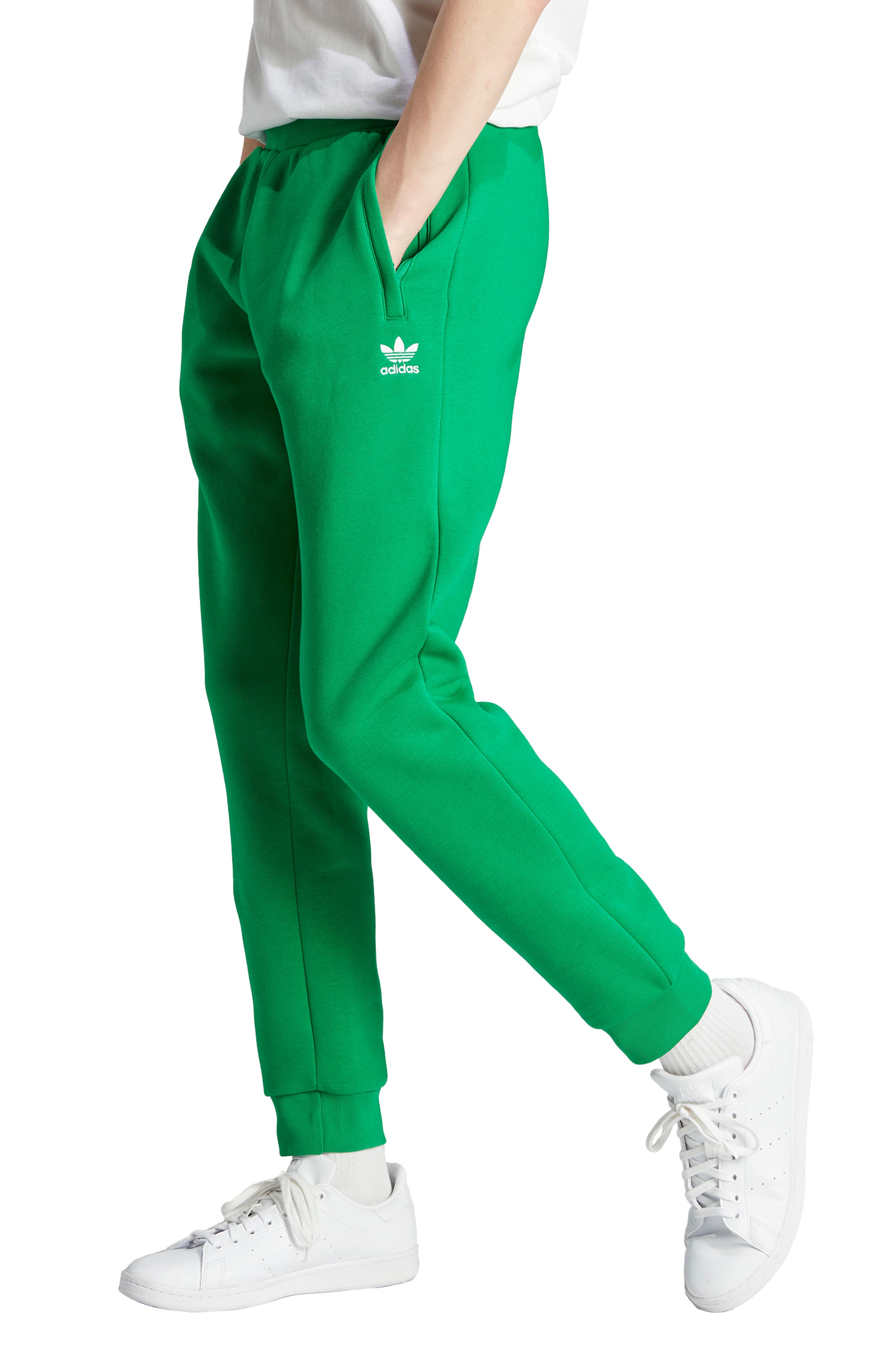 selected GREEN