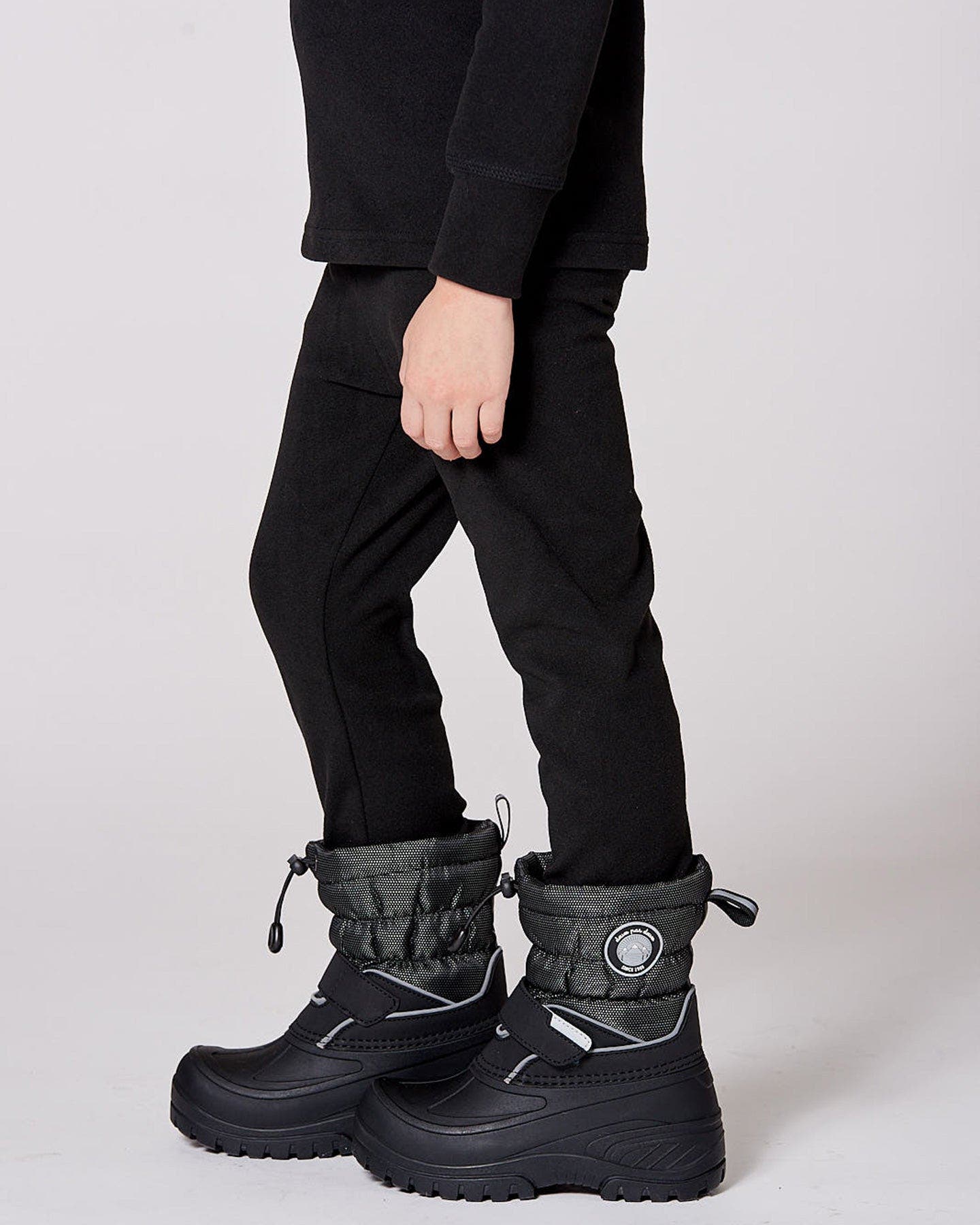 Deux par Deux Kids Gender Inclusive Winter Boots Solid, Alternate, color, Black