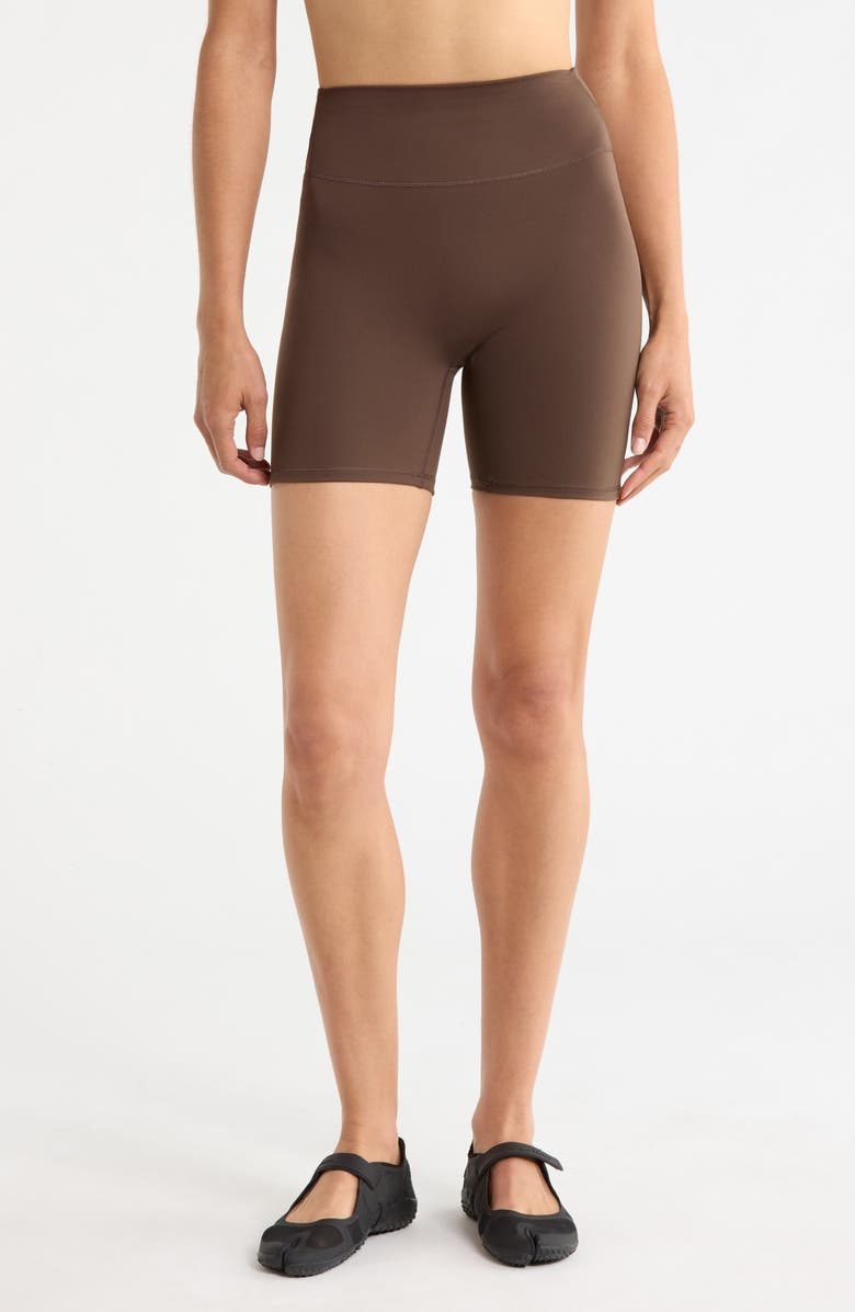 NikeSKIMS Shine Bonded Waist Bike Shorts, Main, color, Nskm Dark Sepia