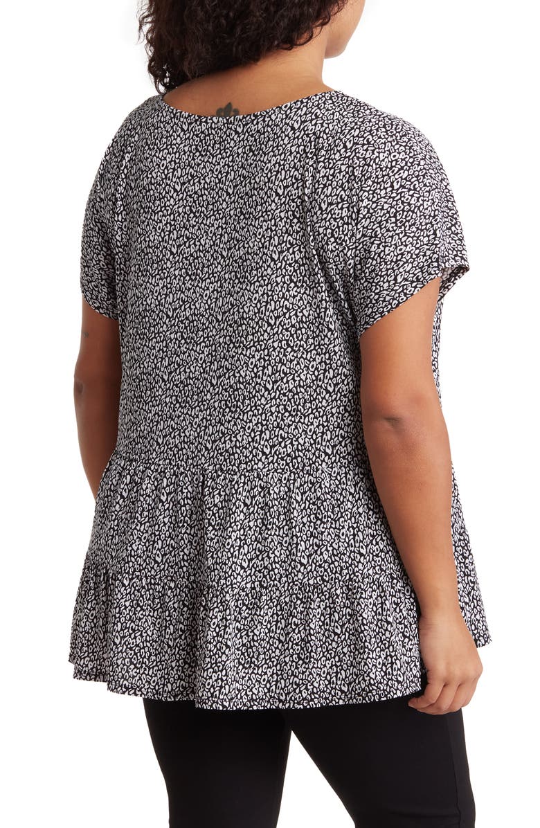 Vince Camuto Three Tier Knit Top, Alternate, color, Black/ Ivory