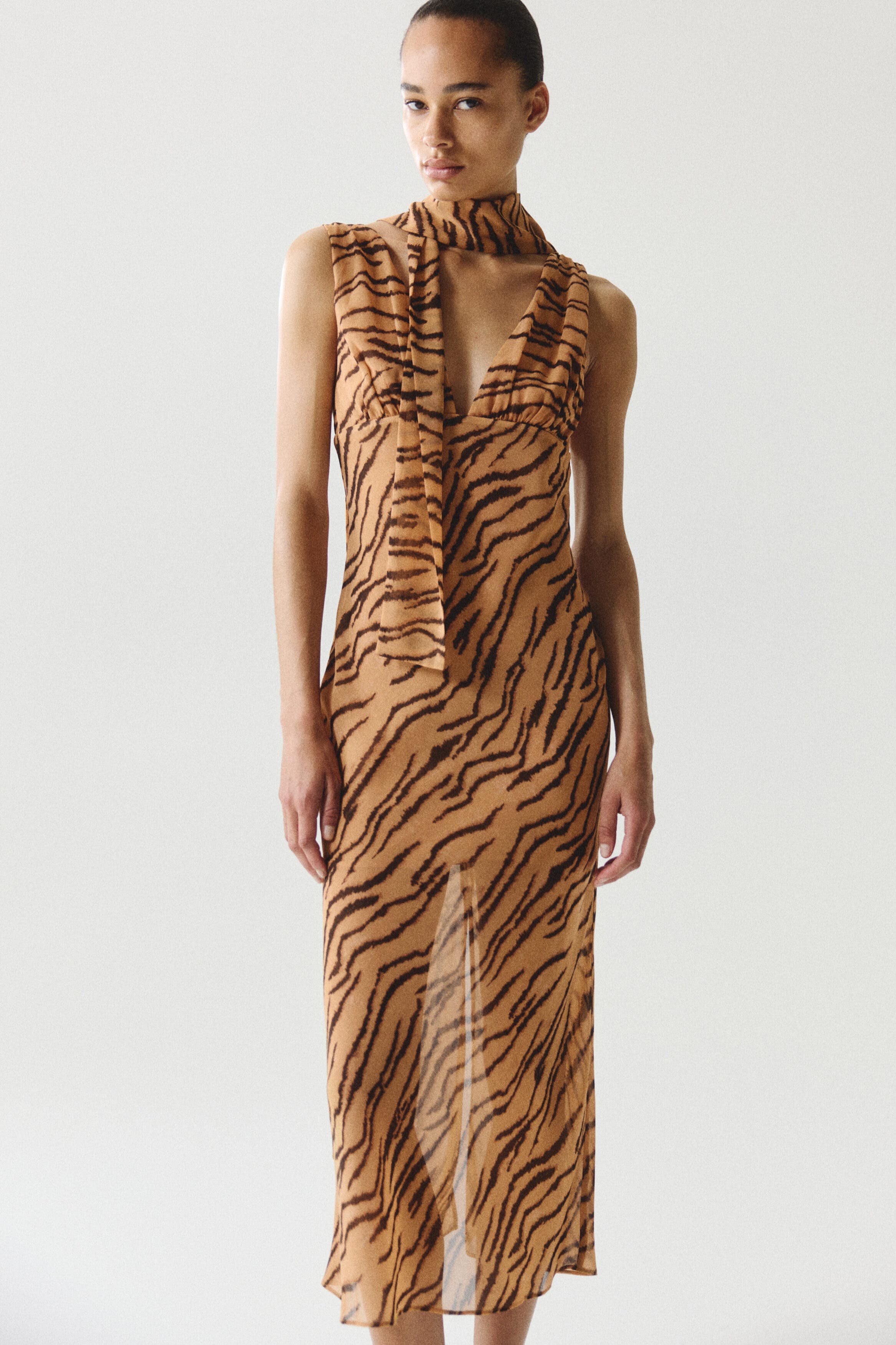 selected Beige/tiger stripes