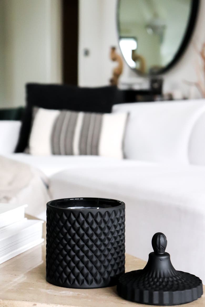 Black Currant Vetiver Candle, Alternate, color, Black