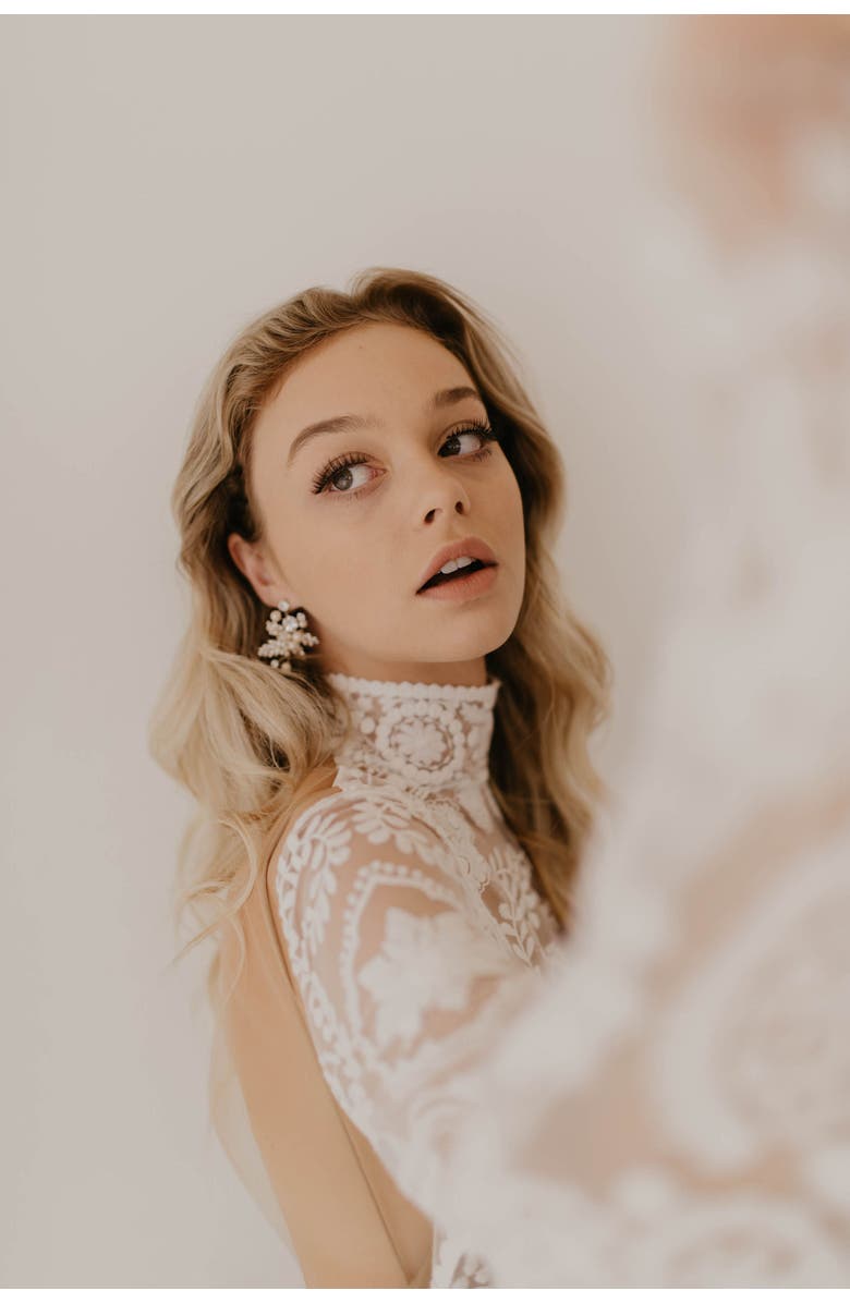 Untamed Petals Gwen Crystal Earrings, Alternate, color, Gold