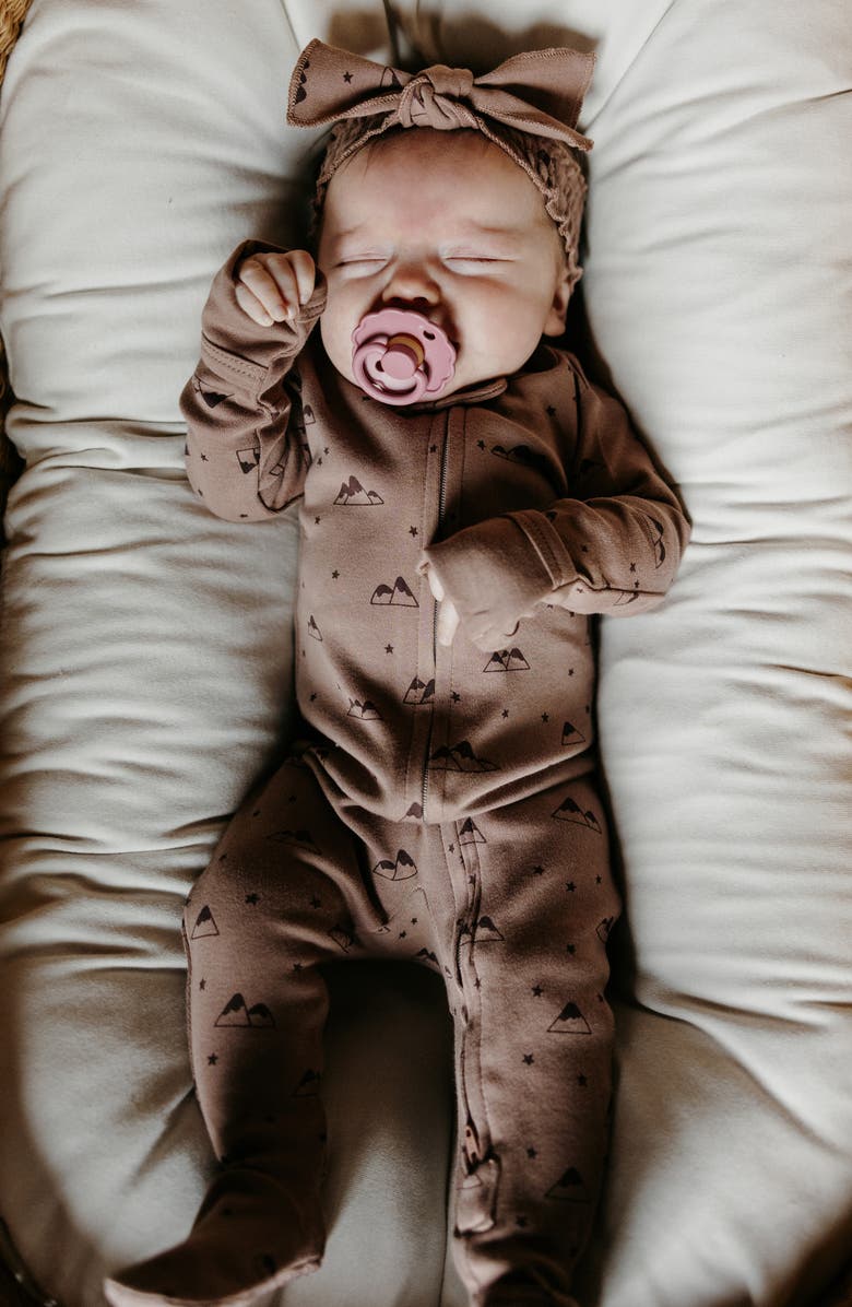 L'ovedbaby Print Fitted One-Piece Organic Cotton Footie Pajamas, Alternate, color, Latte Mountain