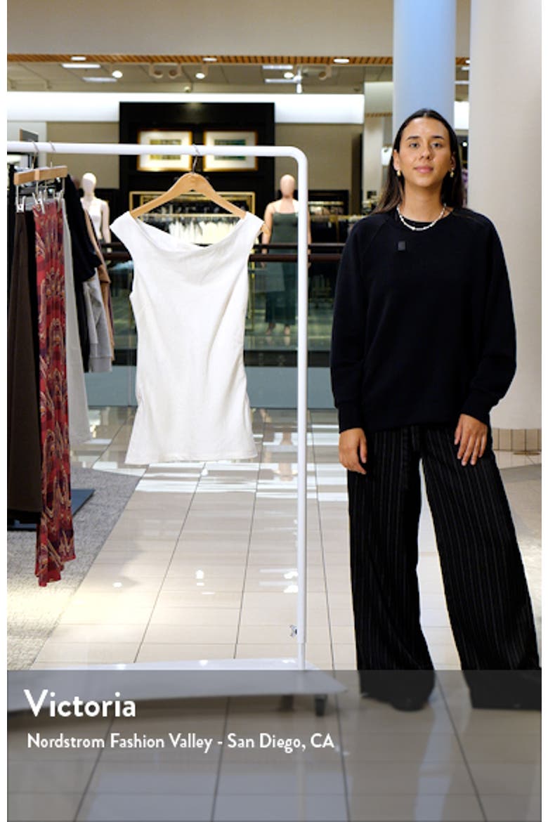 Ilride Ballet Neck Linen Top video