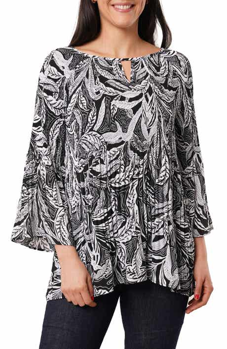 SUNNY LEIGH Pleated Keyhole Top