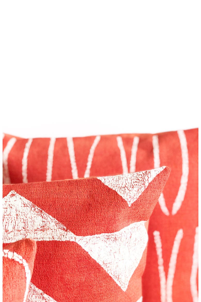 Sadza Triangles Pillow Cover - Madagascar Coral 18', Alternate, color, Coral