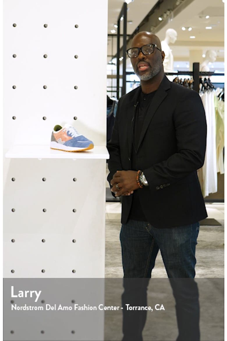 Aria Sneaker video