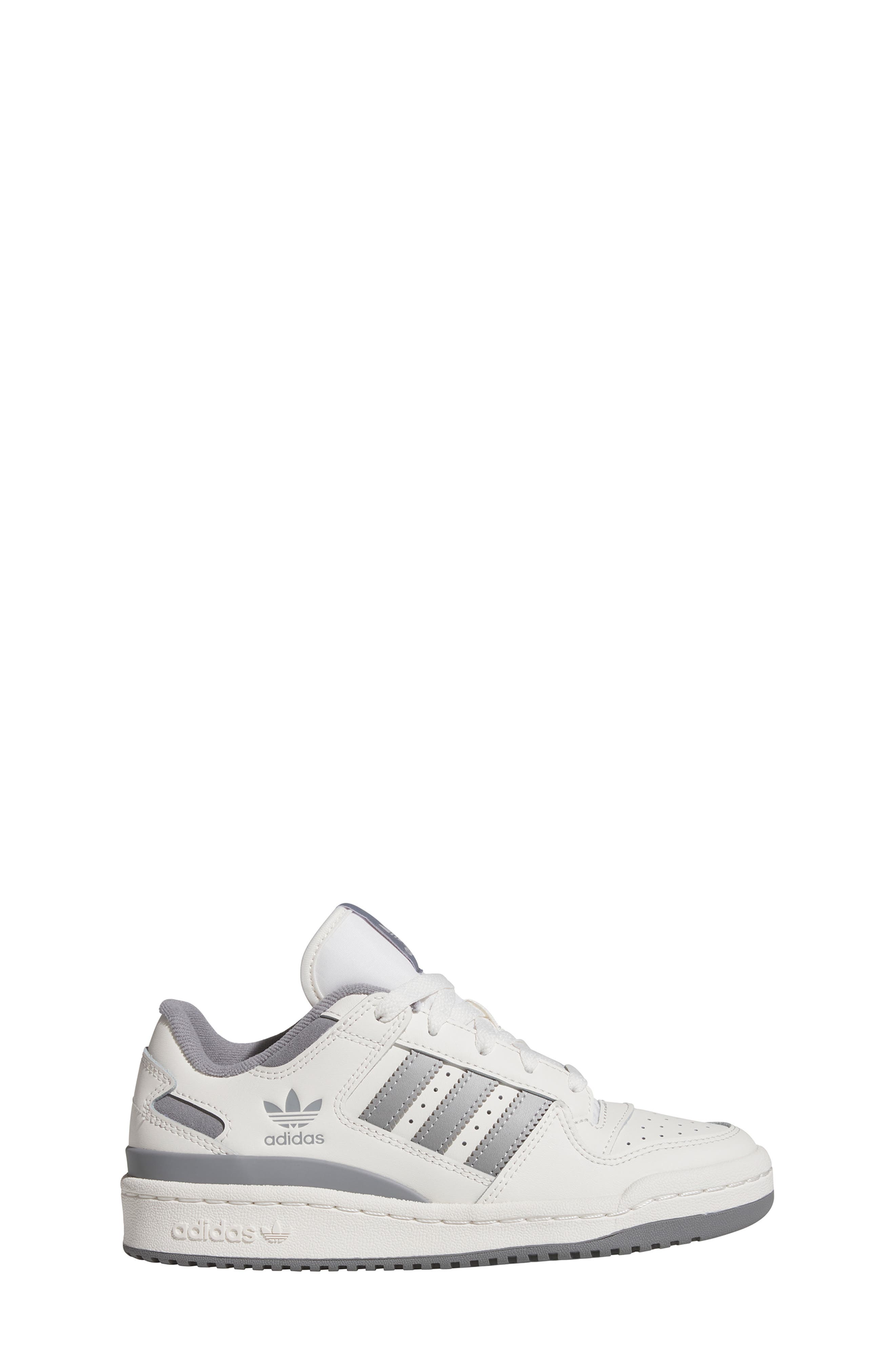 adidas Forum Low Basketball Sneaker, Alternate, color, 