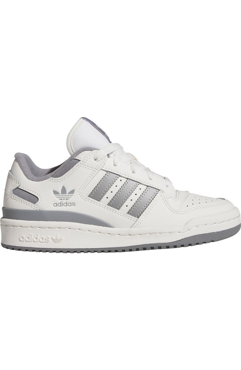 adidas Forum Low Basketball Sneaker, Alternate, color,