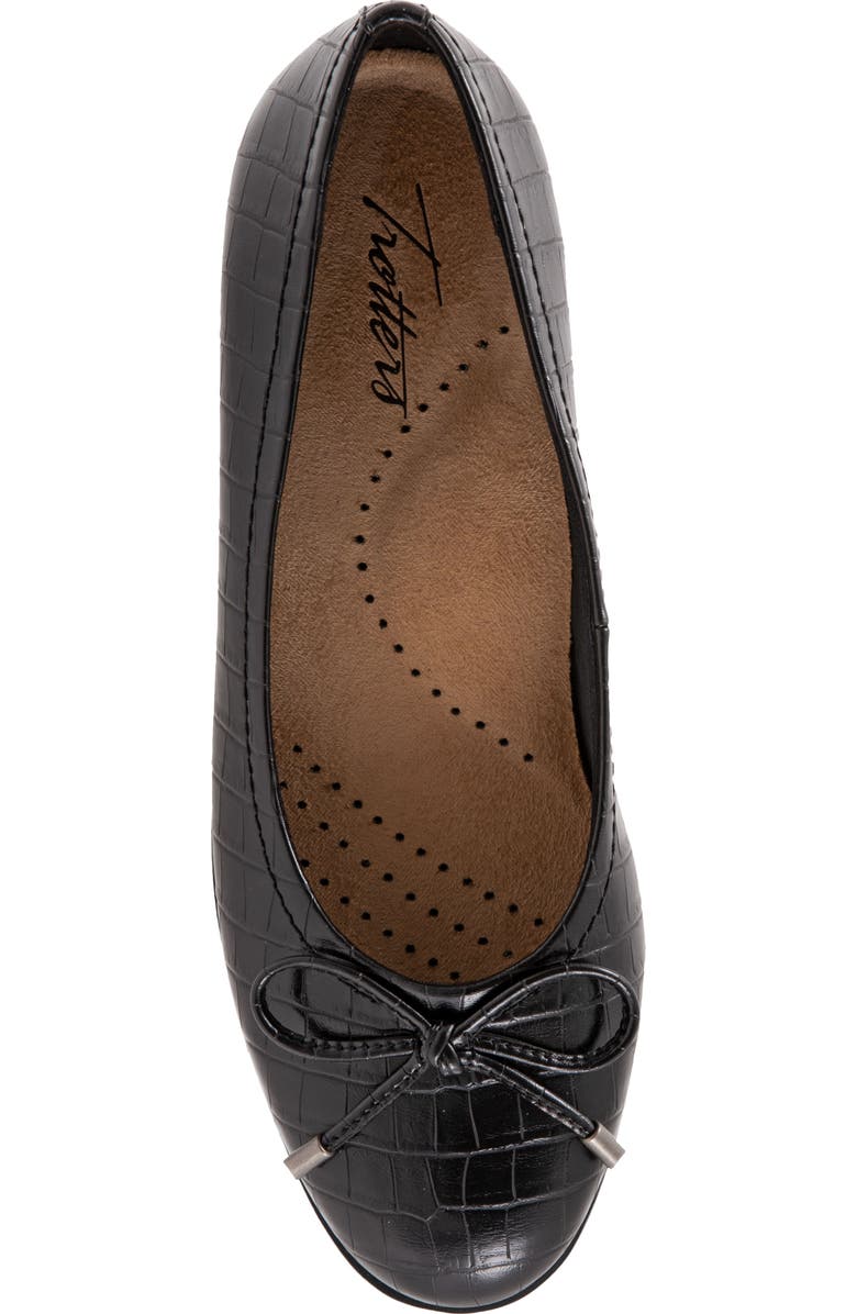 Trotters Dellis Ballet Flat, Alternate, color, Black Croc Print Leather